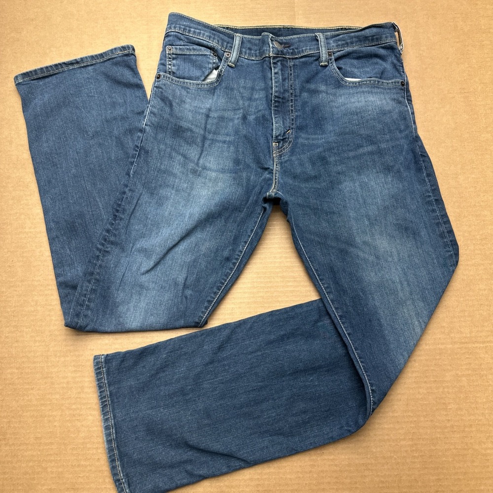 Levis 517 Jeans Mens Sz 34x30 Medium Wash Regular Fit  Bootcut Faded Denim